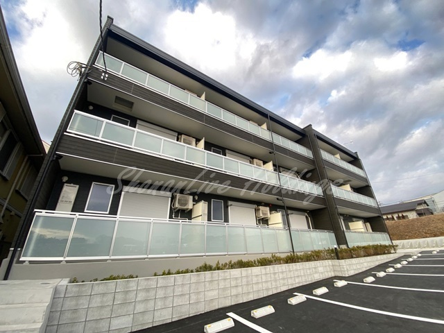 藤沢市石川２丁目の賃貸マンション