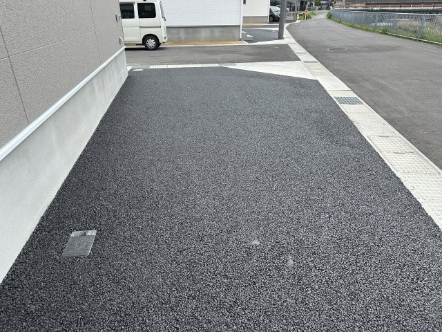 明石市大久保町谷八木新築戸建１号棟の駐車場