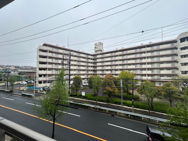 ロイヤルクレスト天白土原の展望|クリーニング前のため、退去時写真です。