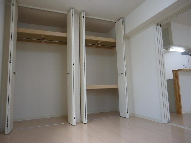 T-スクエアIIの収納|クローゼット
