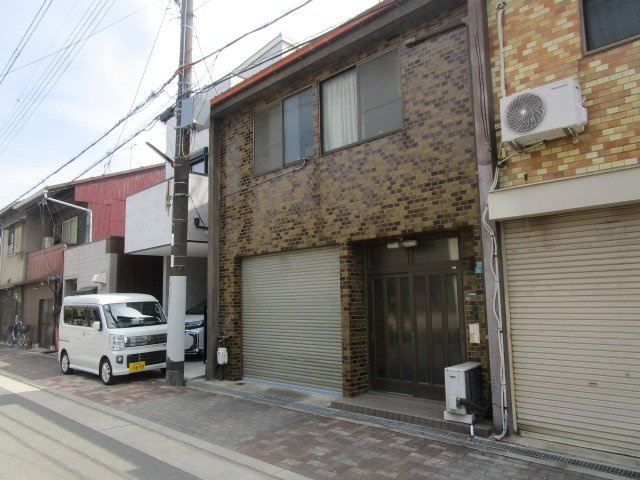 大阪市東成区深江南２丁目の倉庫の外観