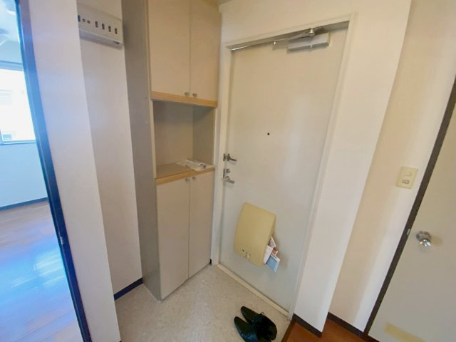 アネックス宝塚の玄関