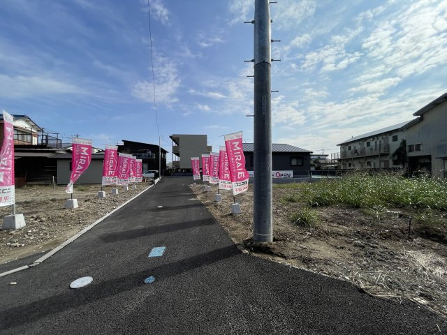 龍ヶ崎市立野　の前面道路含む現地写真