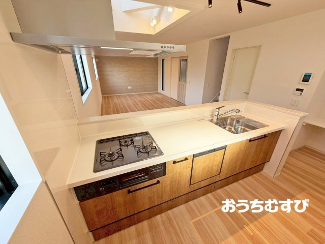 春日井市弥生町2期(全2棟）のキッチン