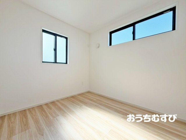 春日井市弥生町2期(全2棟）の洋室