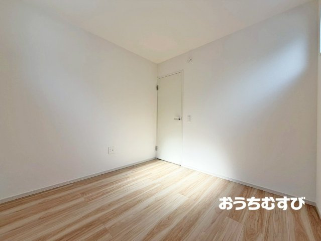 春日井市弥生町2期(全2棟）の洋室