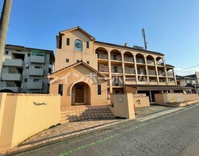 アドミラブール