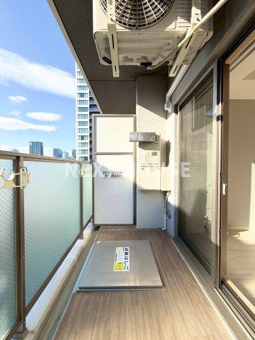 プライムアーバン御堂筋本町のバルコニー