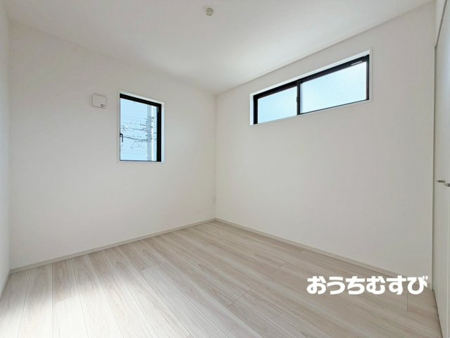 春日井市弥生町2期(全2棟）の洋室