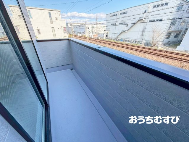 春日井市弥生町2期(全2棟）のバルコニー
