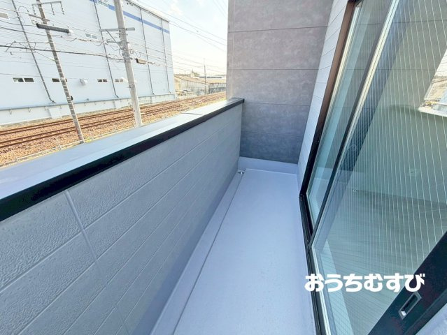春日井市弥生町2期(全2棟）のバルコニー