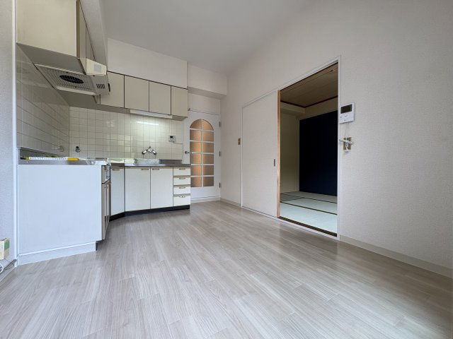 【居間・リビング】 | 弁天マンション | 弁天マンション(GoodHome)