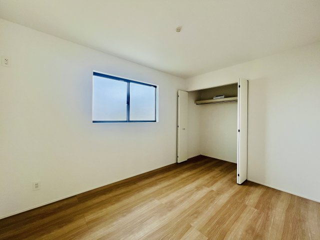 太田市新田上江田町の洋室|お子様の一人部屋デビューにも最適♪