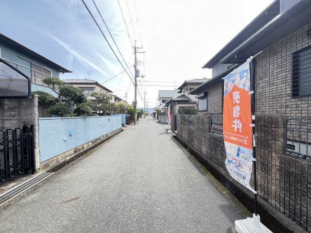 磯城郡田原本町新木の前面道路含む現地写真