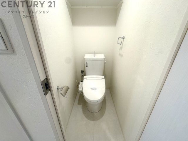ウォシュレット付きのトイレです♪