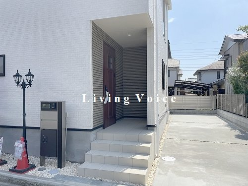 【仲介手数料０円】海老名市国分寺台5丁目　新築一戸建ての玄関|海老名市国分寺台5丁目　新築一戸建て