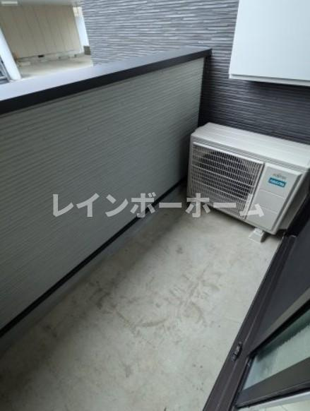 アプトエルのバルコニー