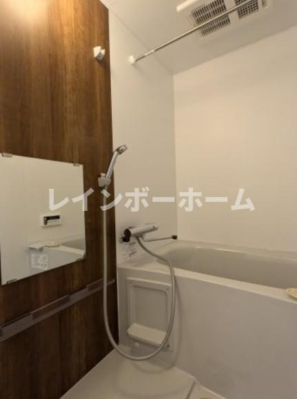 アプトエルの浴室