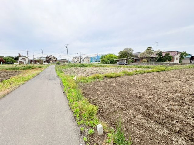 川越市南田島　建築条件なし売地　JR川越線『南古谷駅』徒歩19分　【牛子小学区】の前面道路含む現地写真