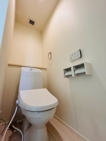 あきる野市下代継　新築駅徒歩7分！|2階にもトイレがある便利な間取り☆