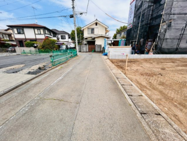 あきる野市下代継　新築駅徒歩7分！の前面道路含む現地写真