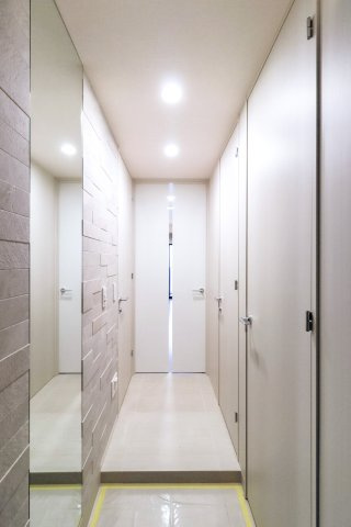 ピアース自由が丘レジデンスの玄関|ピアース自由が丘レジデンス：玄関・廊下画像です！