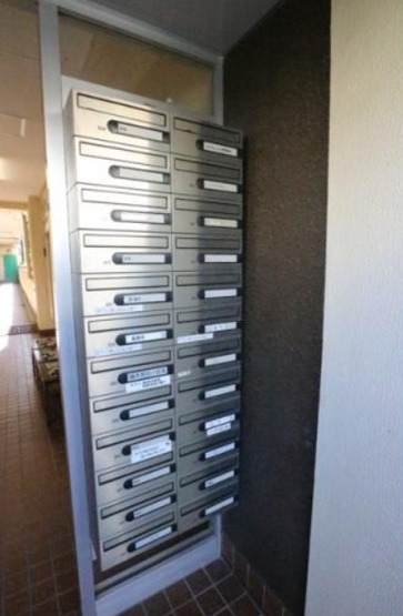 【その他共用部分】 | 池袋SYマンション | ダイヤル式の居住者専用の集合ポストです！