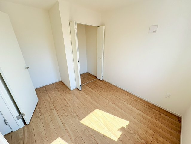 川越市的場　新築分譲　東武東上線『霞ヶ関駅』徒歩8分　【上戸小学区】の洋室