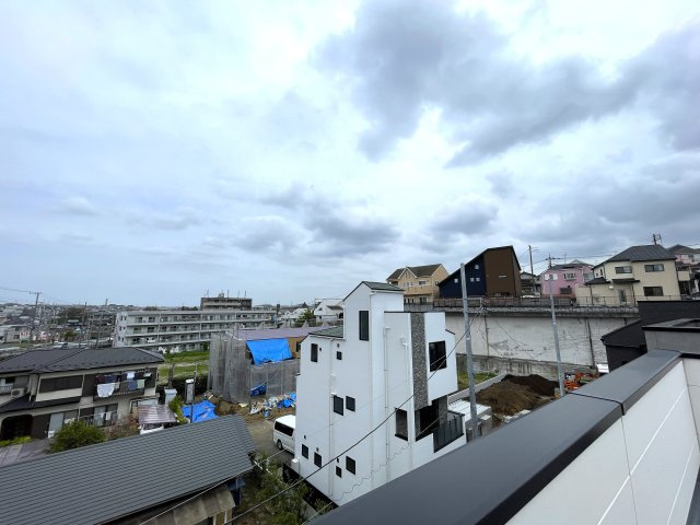お手本の様な重厚感も設備も付いた新築戸建！ひとつひとつがオシャレで飾り、普通の建売ではシックリこない方は必見です！『緑区寺山町』の展望