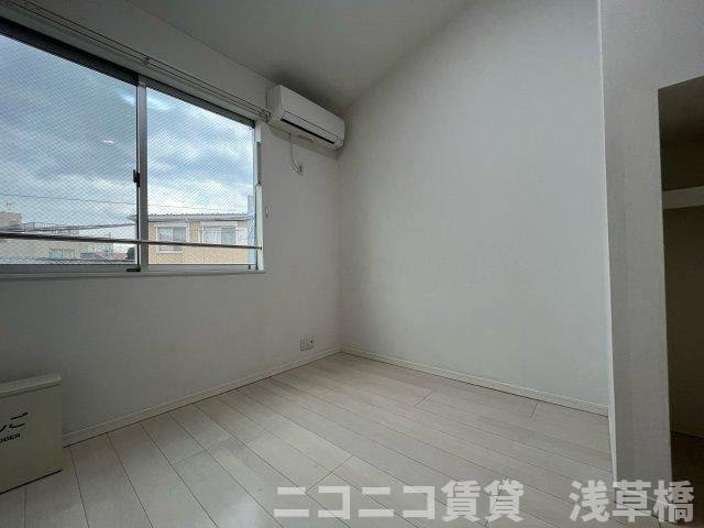 フォルテ北千住のバルコニー