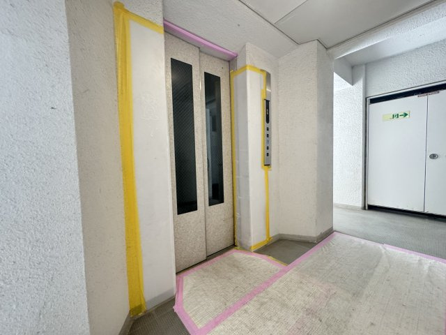 ファミリータウン東陽E棟のその他共用部分|エレベーター付きマンションです♪