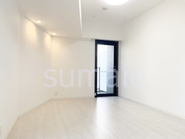 S-RESIDENCE王子westの寝室|天井の高い寝室です！