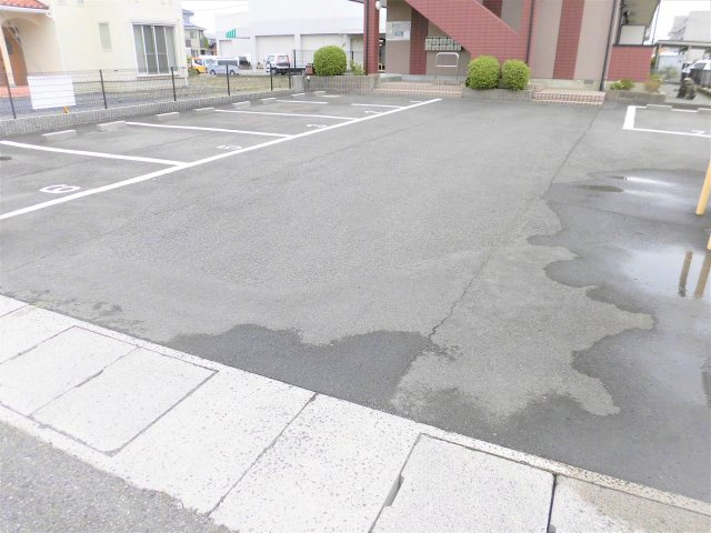 グリーンフィールド21の駐車場
