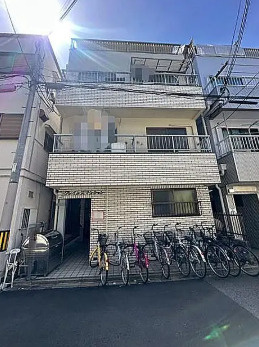 クレインズマンション 駅徒歩5分！利回り8.8％！の外観