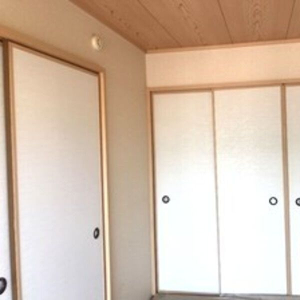 レジデンス清水山の和室