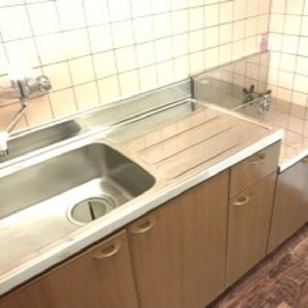 レジデンス清水山のキッチン