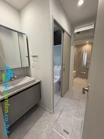 藤沢市片瀬二丁目　中古戸建　の脱衣所