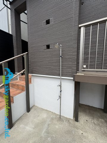 藤沢市片瀬二丁目　中古戸建　のその他|付いてます、外シャワー