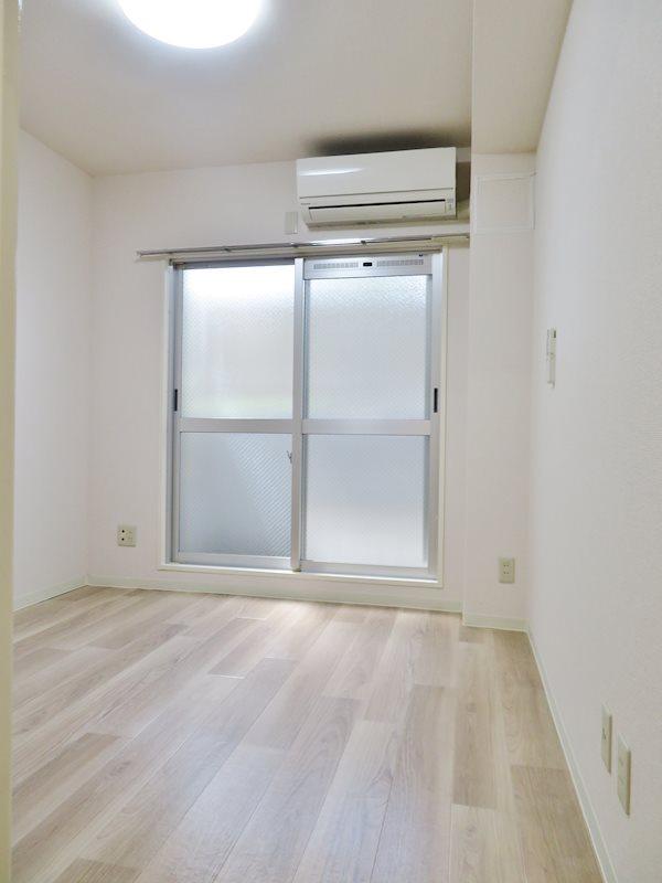 アムール戸山の画像