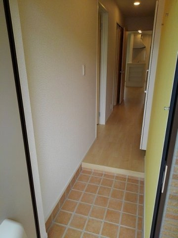 メゾン・ド・コンフォート　Ⅰの玄関