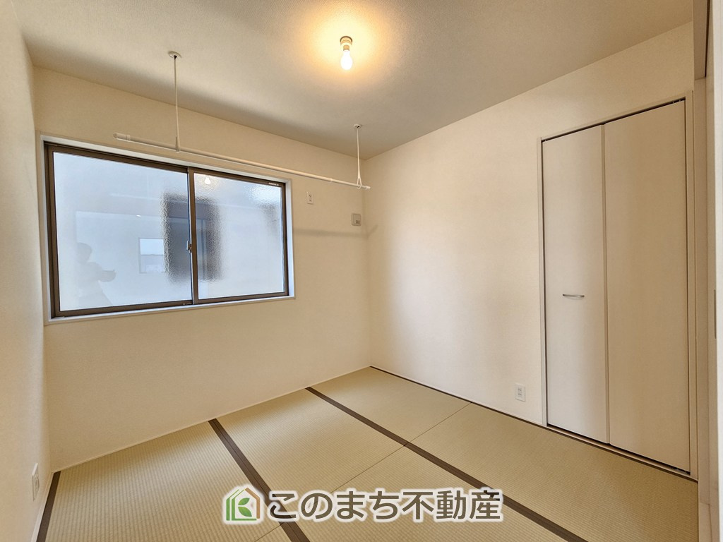 LiveleGarden.S第1栃木都賀町平川の和室|お子様のお昼寝にも便利な和室です。大きな窓から暖かな日差しが差し込みます♪