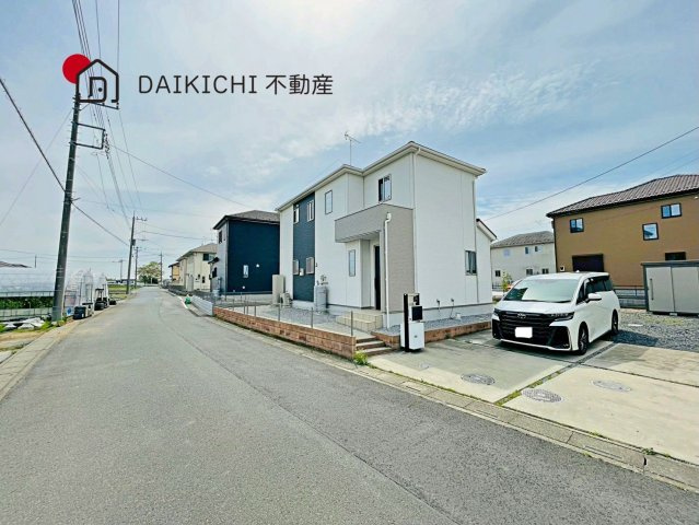 【前面道路含む現地写真】 | 加須市上三俣　中古戸建