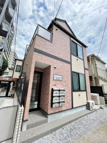 アーバンプレイス高田馬場αの外観