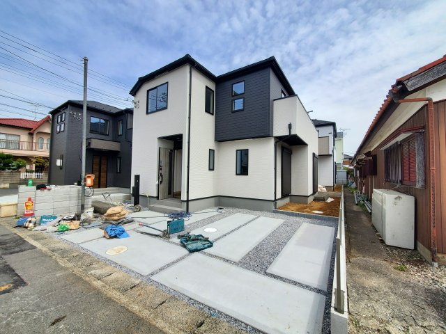 吉川市　高久1丁目　新築戸建　全4棟の外観|外観です
