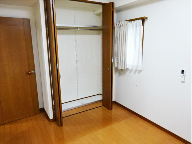 【収納】 | グランドール御幸町 中古マンション EM06142 | グランドール御幸町　洋室CL