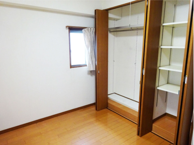 【洋室】 | グランドール御幸町 中古マンション EM06142 | グランドール御幸町　洋室クローゼット
