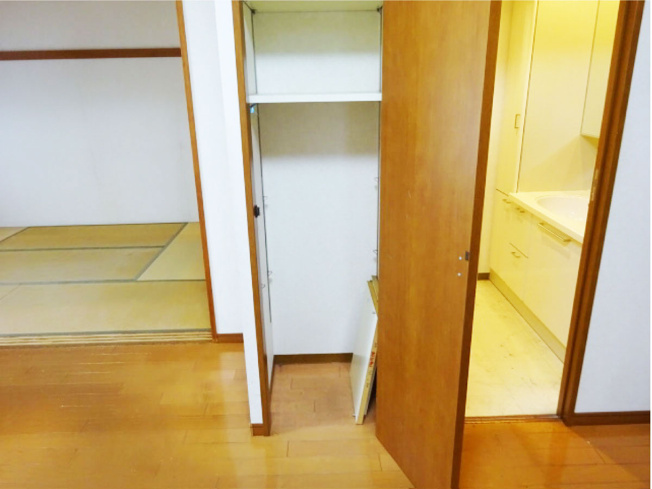 【収納】 | グランドール御幸町 中古マンション EM06142 | グランドール御幸町　リビング収納