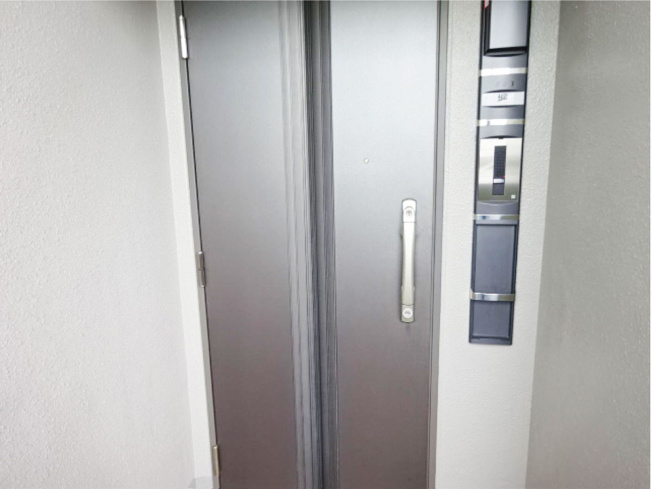 【玄関】 | グランドール御幸町 中古マンション EM06142 | グランドール御幸町　玄関ドア