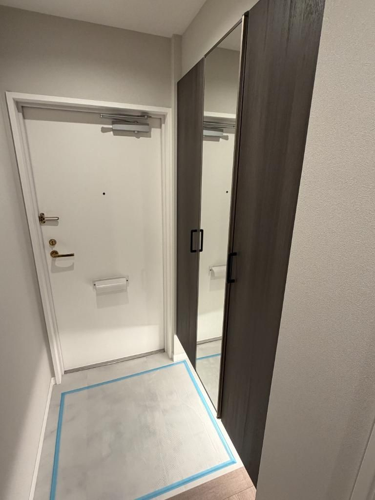 調布市多摩川３丁目の中古マンションの玄関