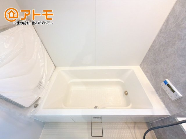 【浴室】 | 沼津市岡宮　新築一戸建て　3号棟 | お風呂で日々の疲れを落としましょう♪スタイリッシュなお風呂になっています！